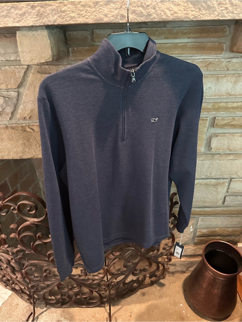 NWT navy Vineyard Vines men’s quarter zip size large
